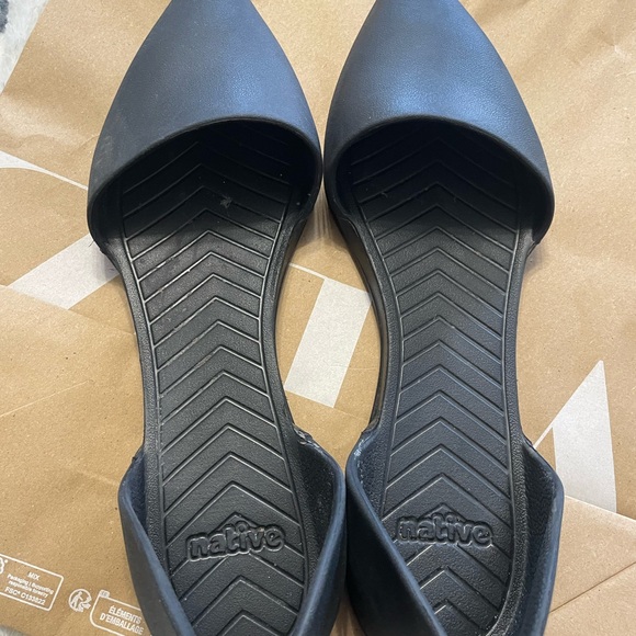 Ladies Naticd black flats - Picture 2 of 2